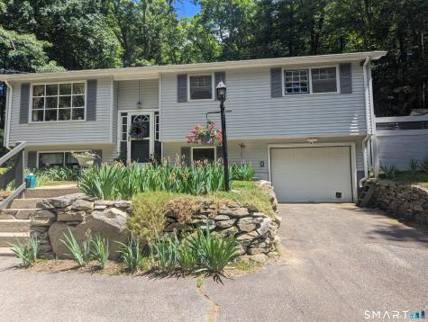 97 Kapitulik Road Thompson CT 06255