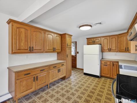 170 Pamela Avenue Groton CT 06340