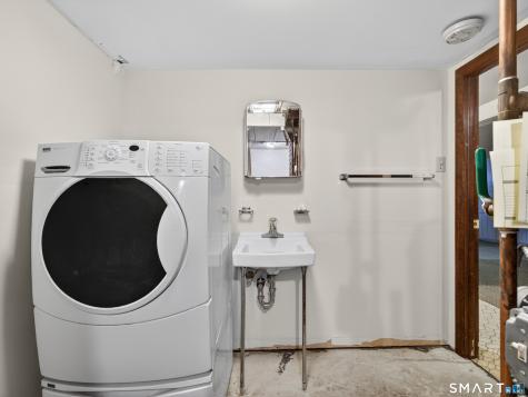 170 Pamela Avenue Groton CT 06340
