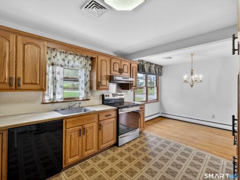 170 Pamela Avenue Groton CT 06340