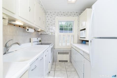 208 Boston Street Guilford CT 06437