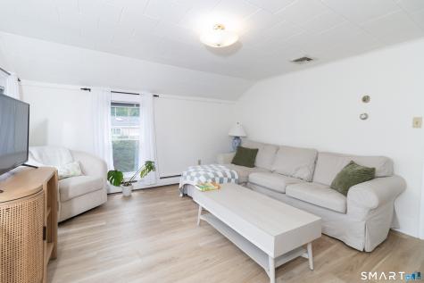 208 Boston Street Guilford CT 06437