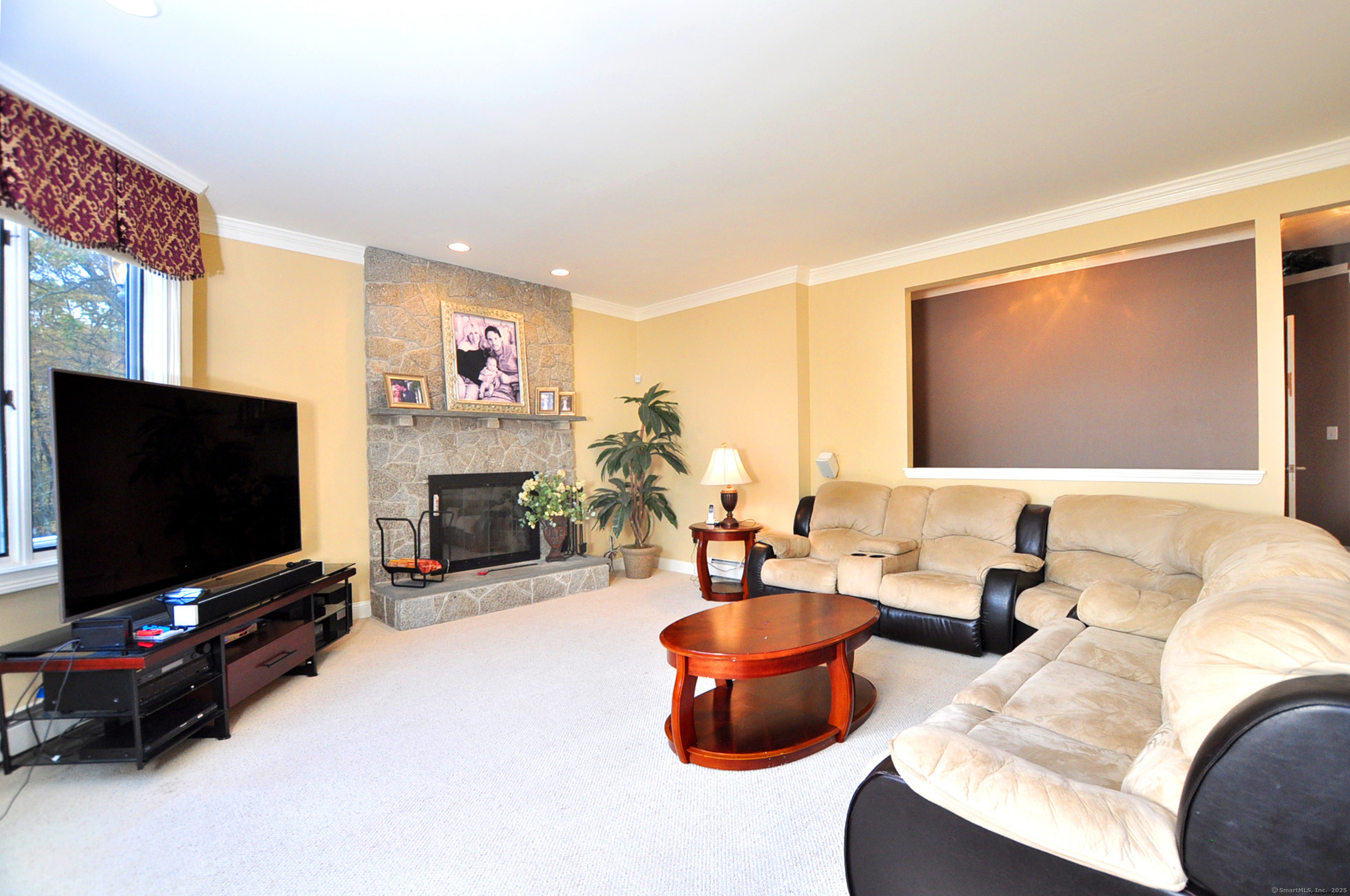 45 Lookout Landing Bolton CT 06043