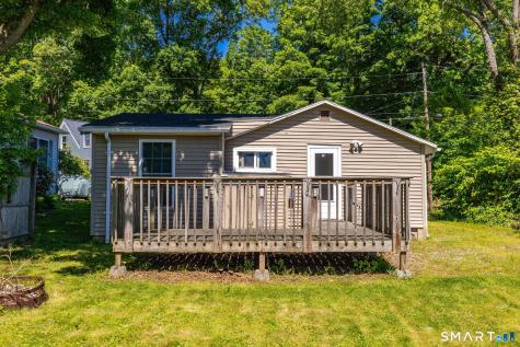 1 West Boulevard East Hampton CT 06424