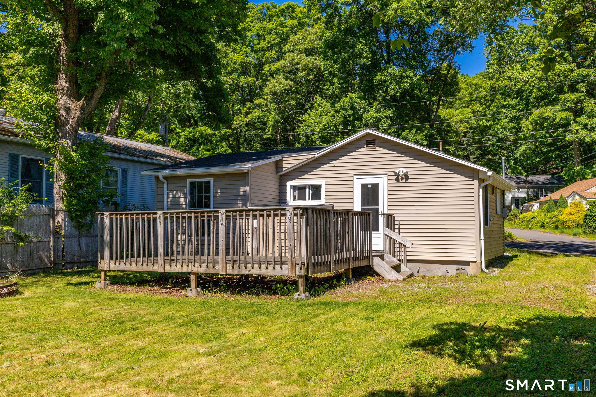 1 West Boulevard East Hampton CT 06424