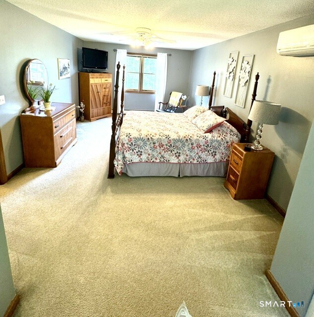 81 Folly Brook Lane Manchester CT 06040