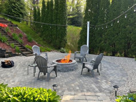 81 Folly Brook Lane Manchester CT 06040