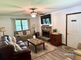 81 Folly Brook Lane Manchester CT 06040