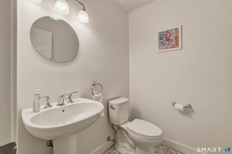 51 Sugar Loaf Road Guilford CT 06437