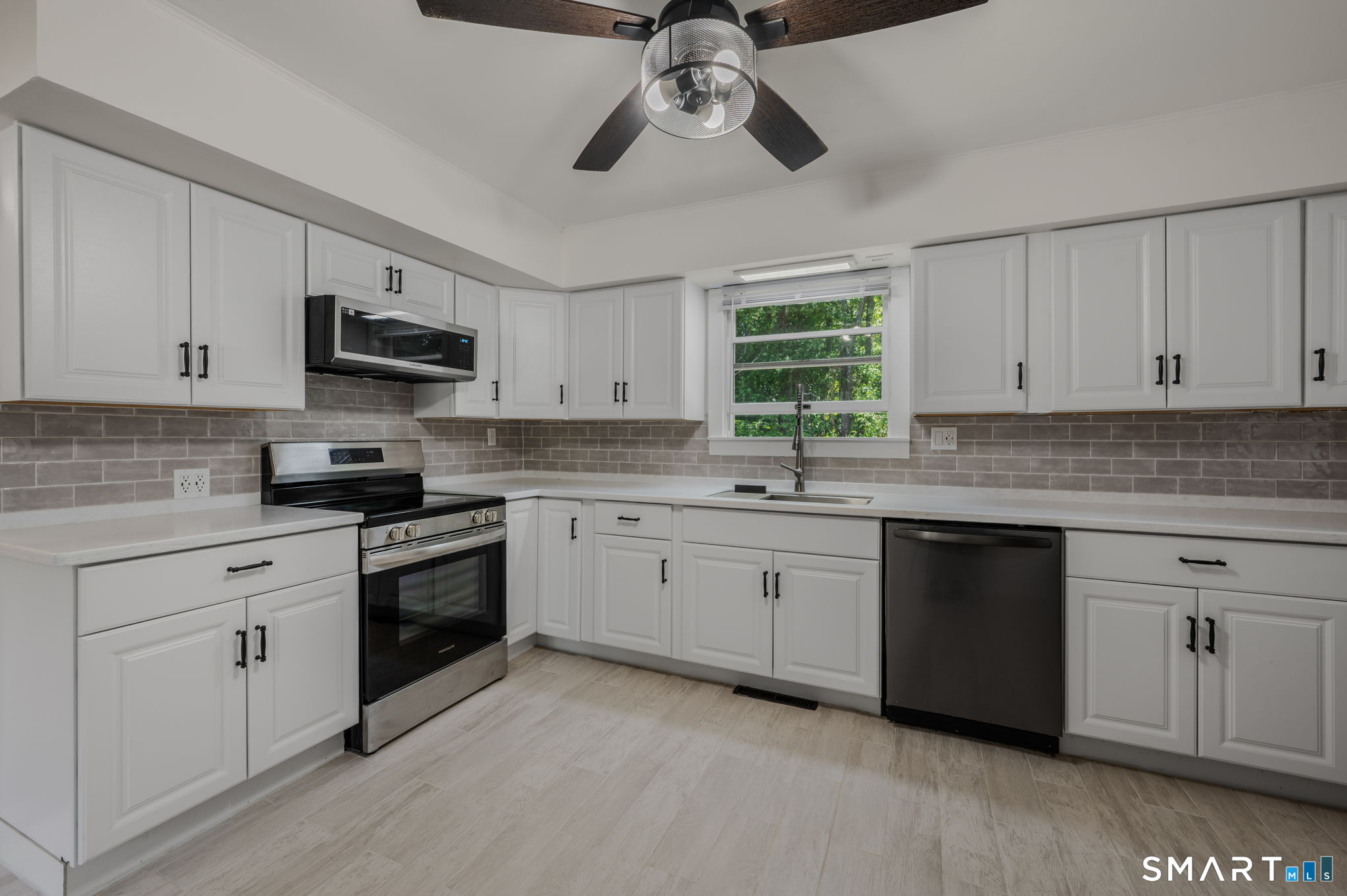 7 Bonville Drive Montville CT 06382