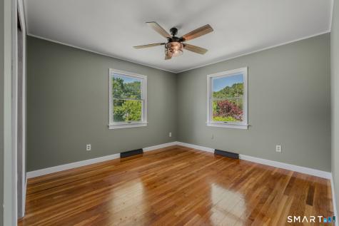 7 Bonville Drive Montville CT 06382