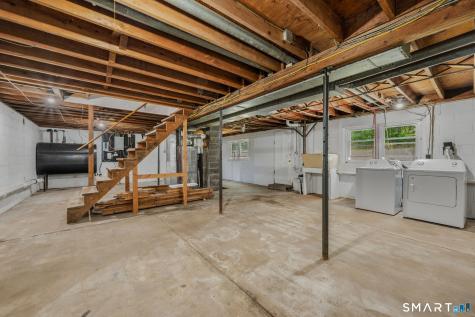 7 Bonville Drive Montville CT 06382