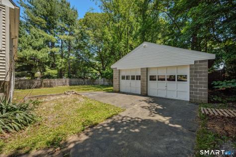 7 Bonville Drive Montville CT 06382