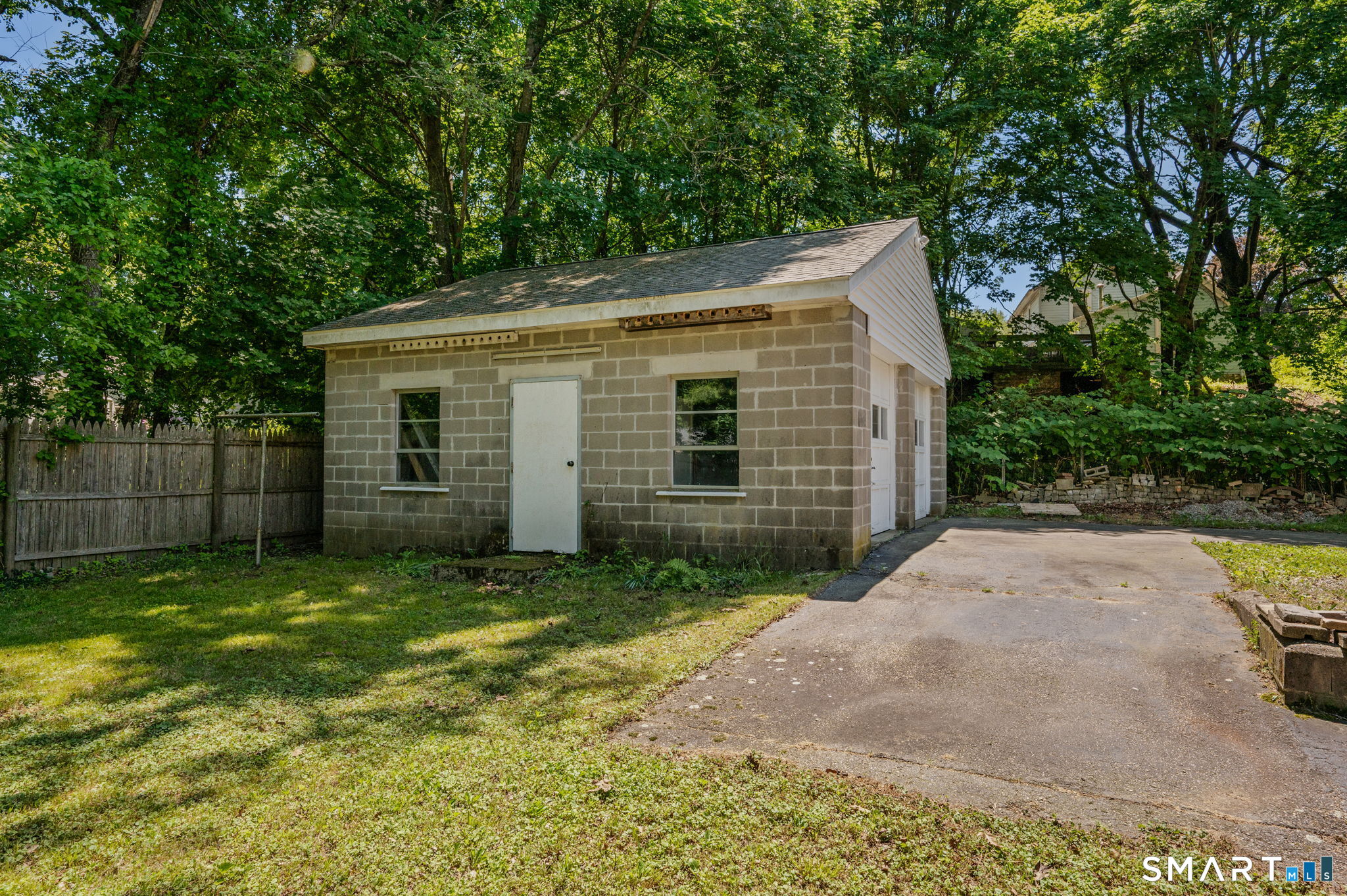 7 Bonville Drive Montville CT 06382