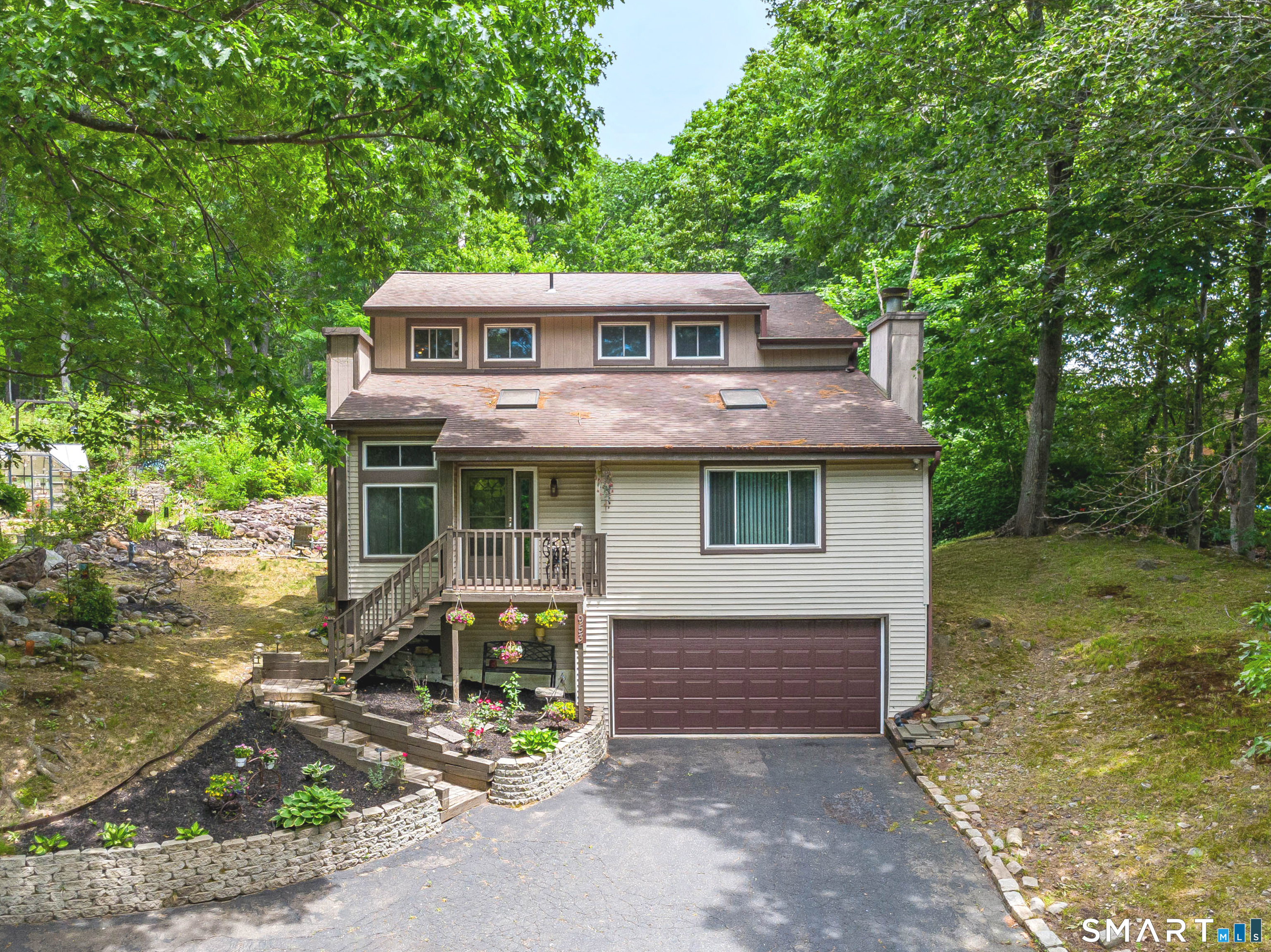 953 Rubber Avenue Naugatuck CT 06770