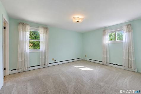 17 Oakridge Drive Ledyard CT 06335