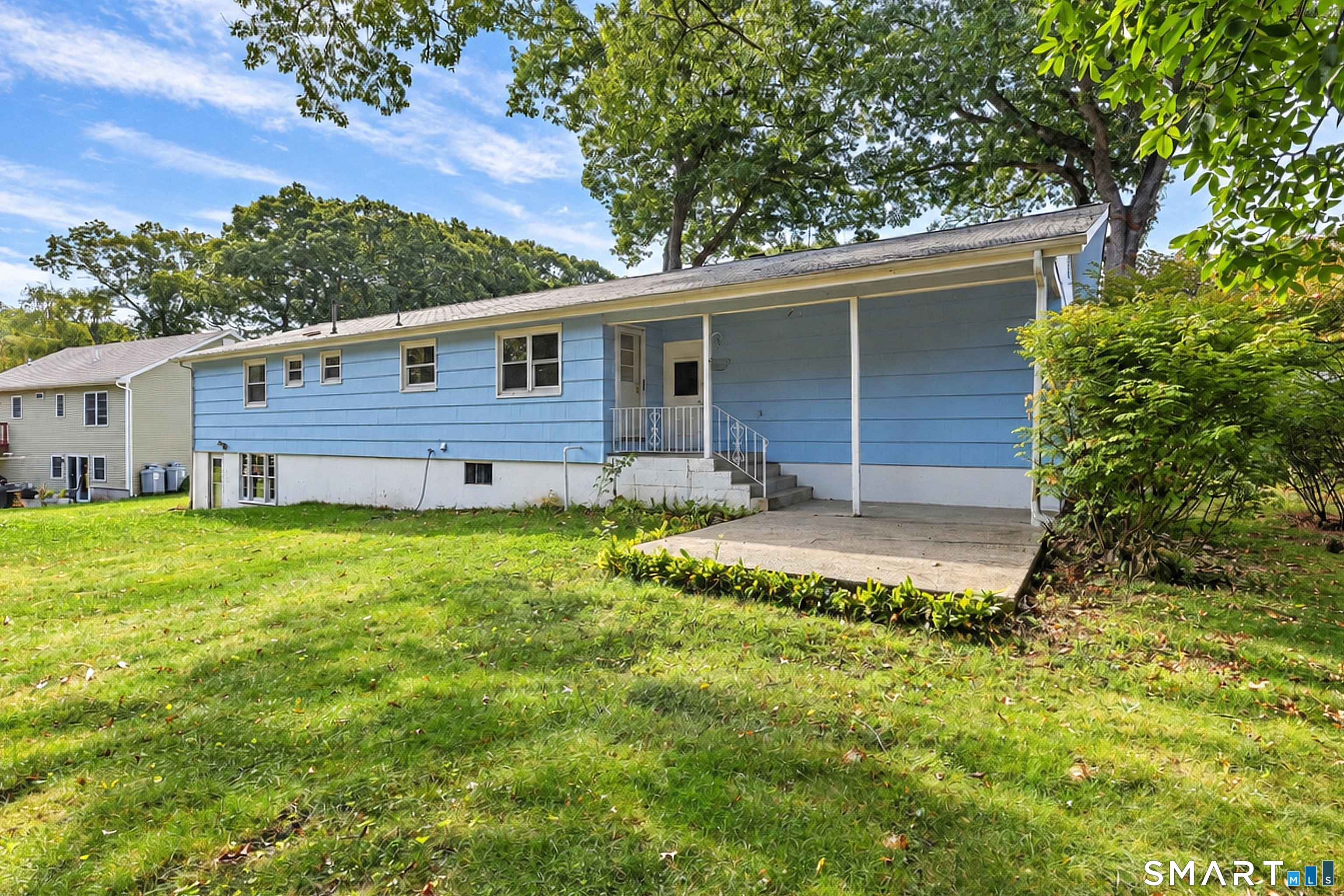 17 Oakridge Drive Ledyard CT 06335