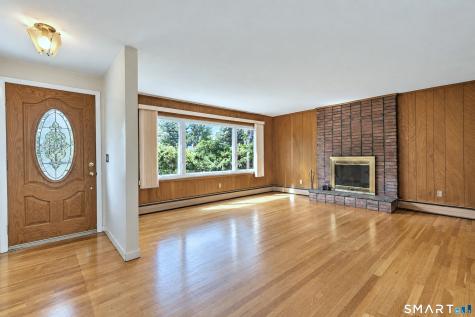 17 Oakridge Drive Ledyard CT 06335