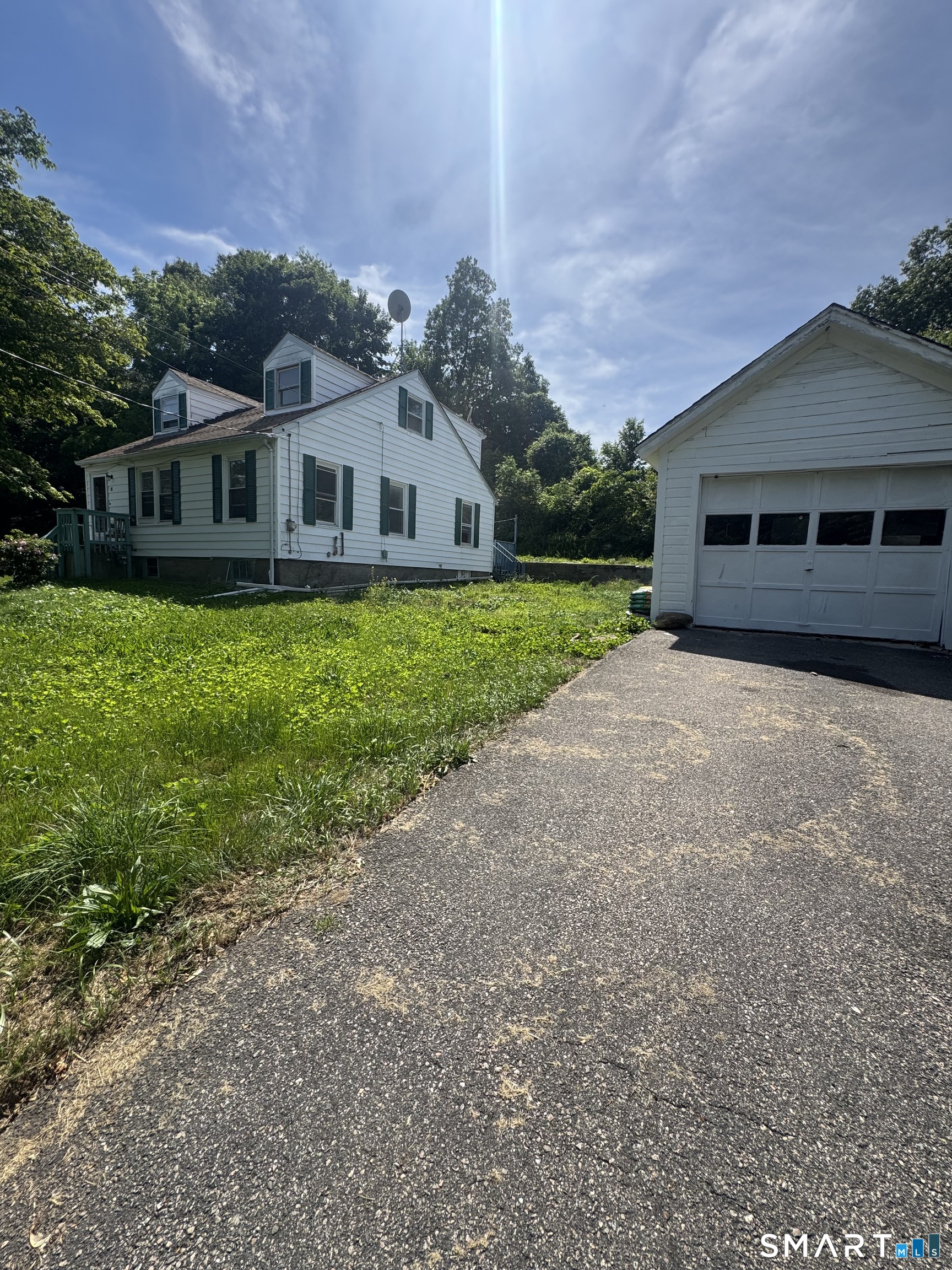 11 Hunt Street Norwich CT 06360