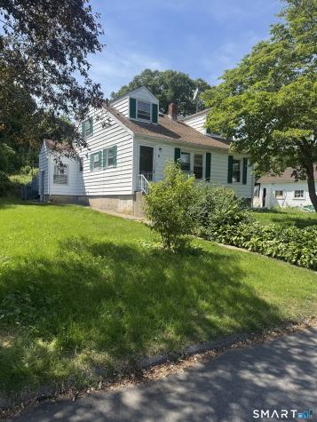 11 Hunt Street Norwich CT 06360
