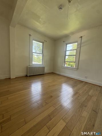 11 Hunt Street Norwich CT 06360
