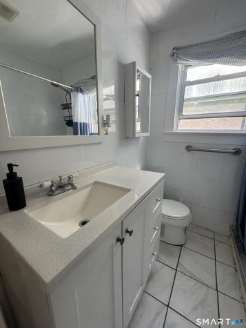 11 Hunt Street Norwich CT 06360