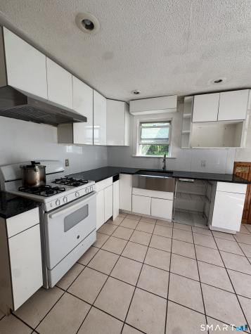 11 Hunt Street Norwich CT 06360