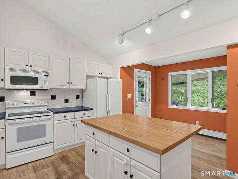 246 Turkey Roost Road Monroe CT 06468