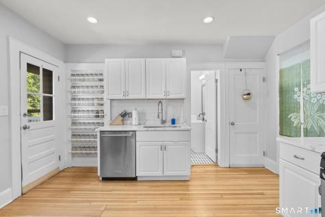 324 Villa Avenue Fairfield CT 06825