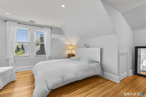 324 Villa Avenue Fairfield CT 06825