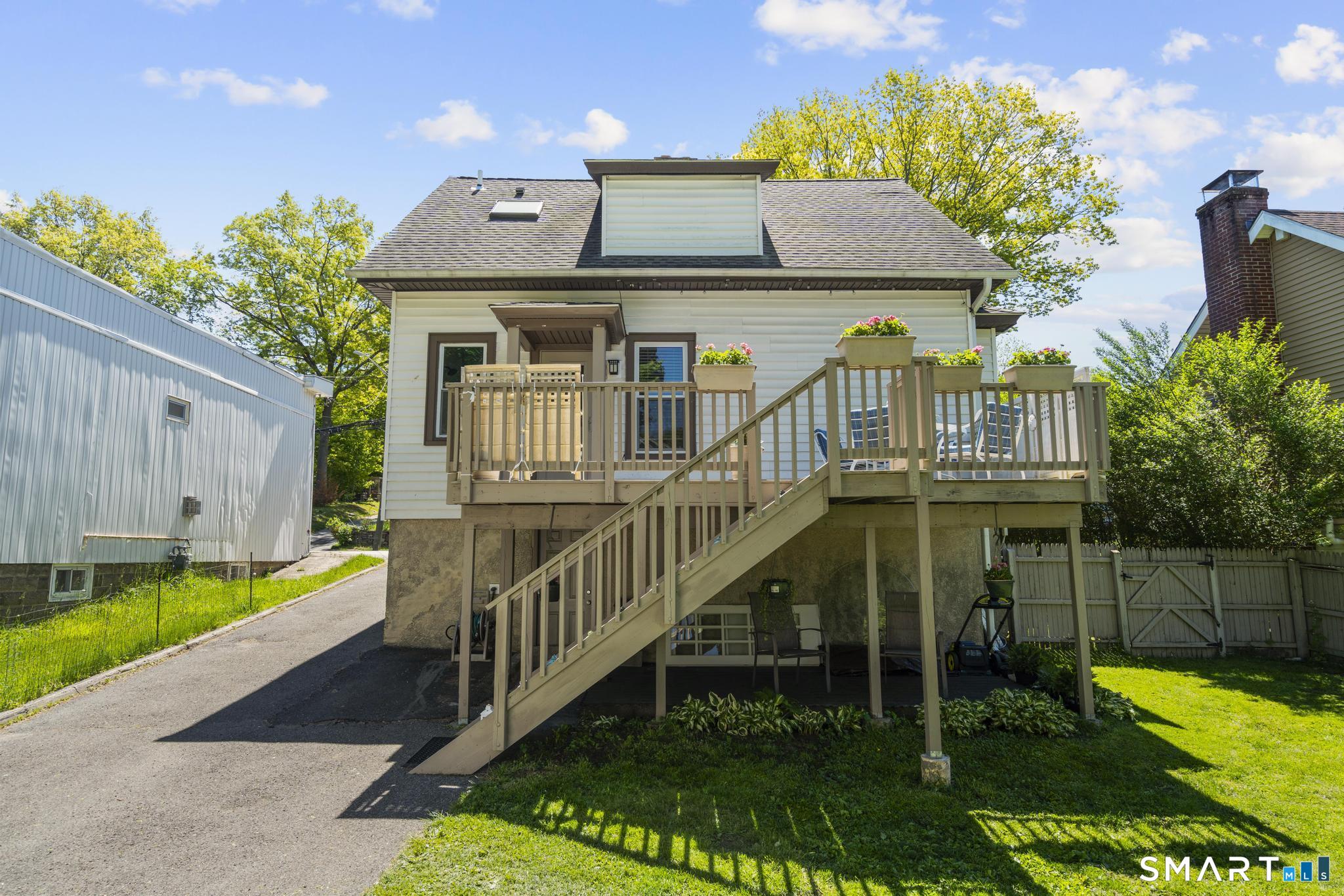 324 Villa Avenue Fairfield CT 06825