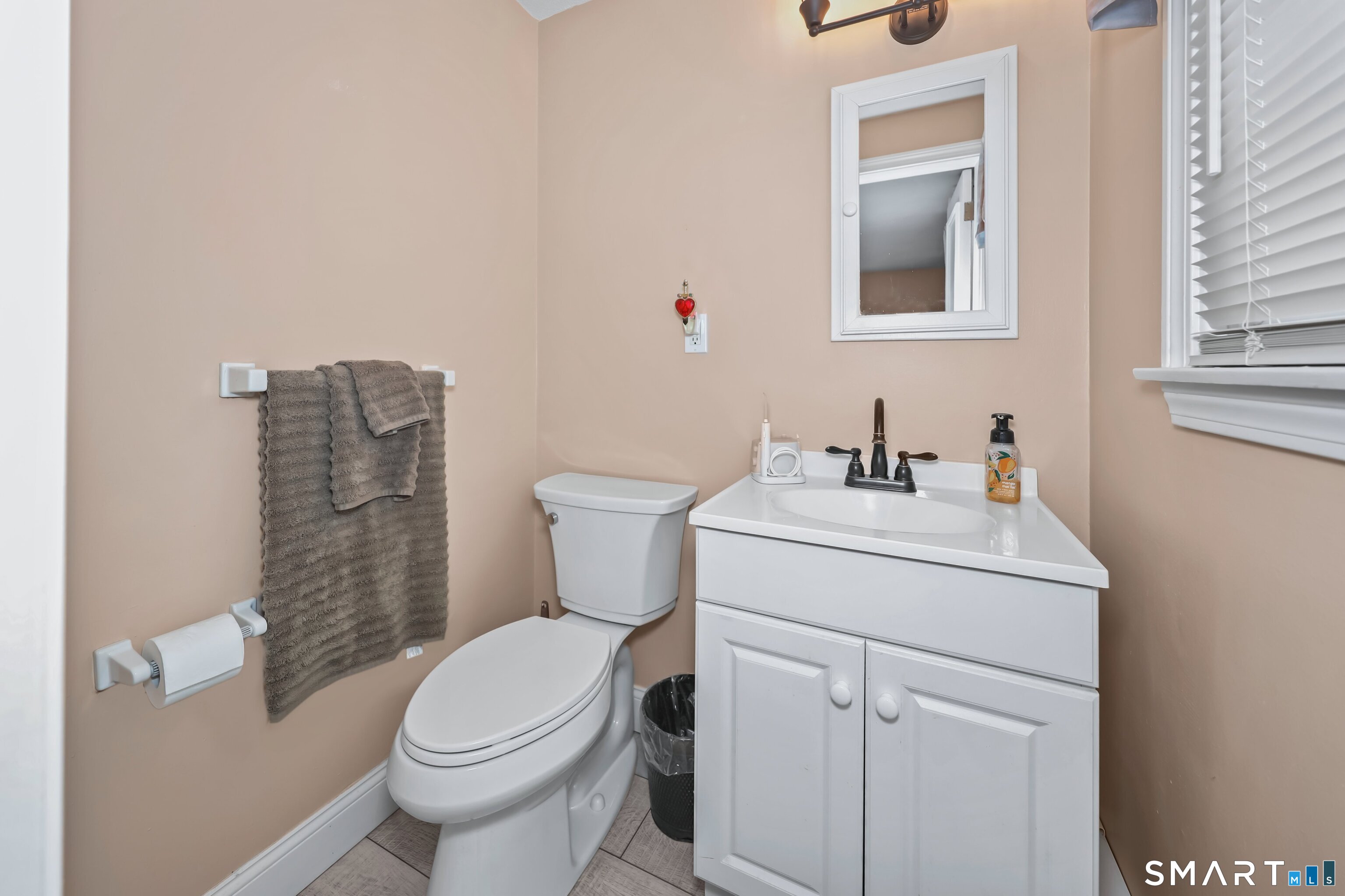 77 Crest Road Southington CT 06489