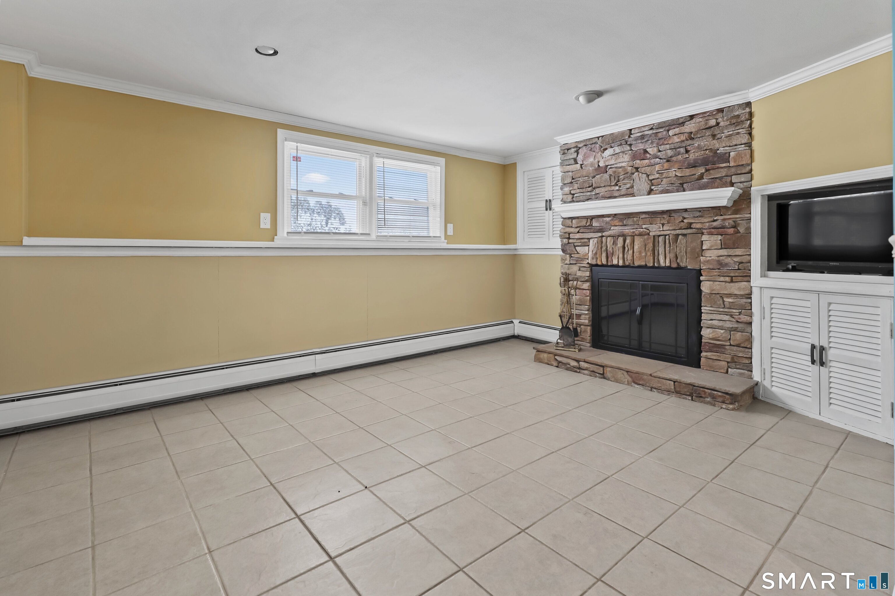 77 Crest Road Southington CT 06489