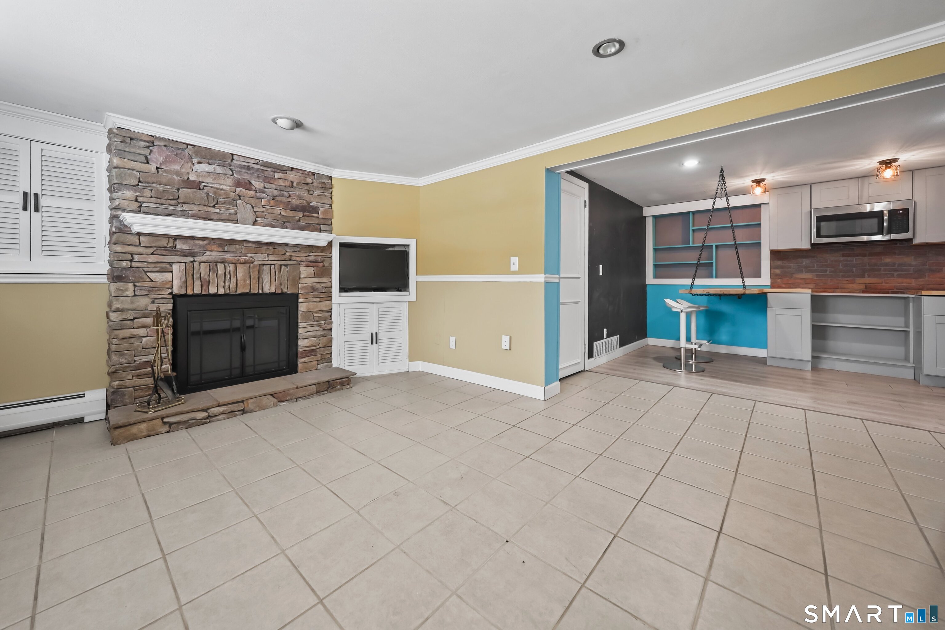 77 Crest Road Southington CT 06489