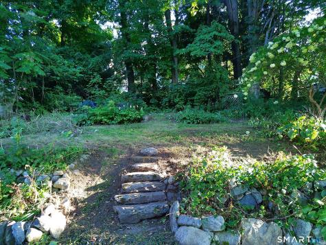 176 Faber Avenue Waterbury CT 06704