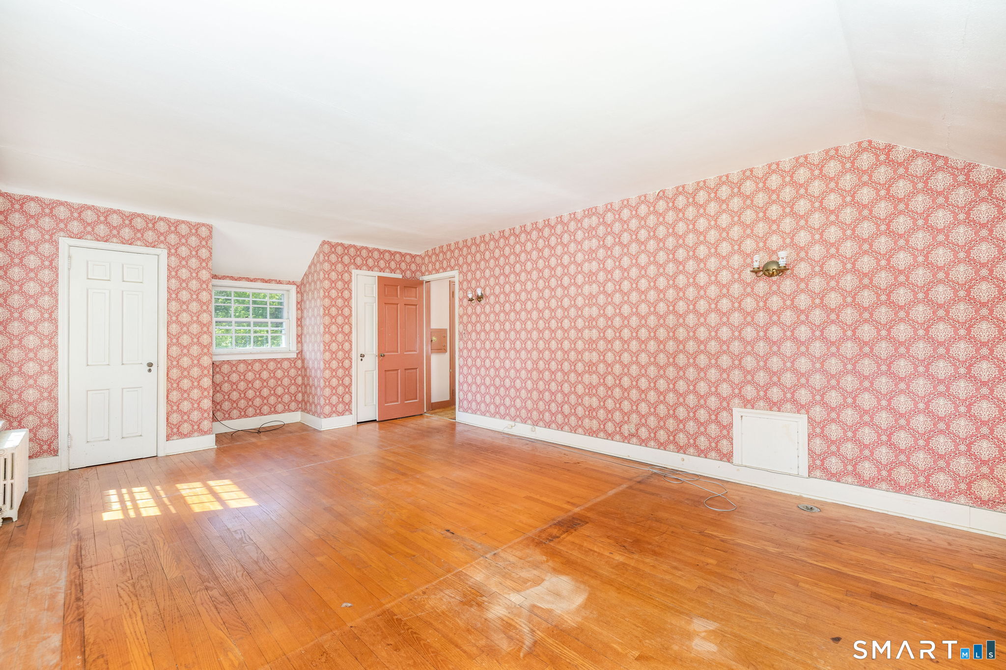 84 Norwich Avenue Colchester CT 06415