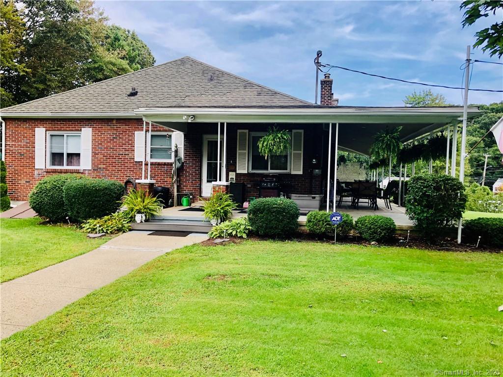 9 Eldred Drive East Haven CT 06512