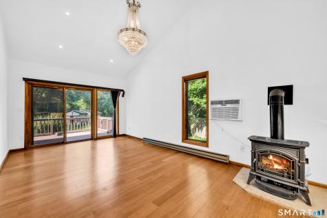 109 Spruce Drive Naugatuck CT 06770