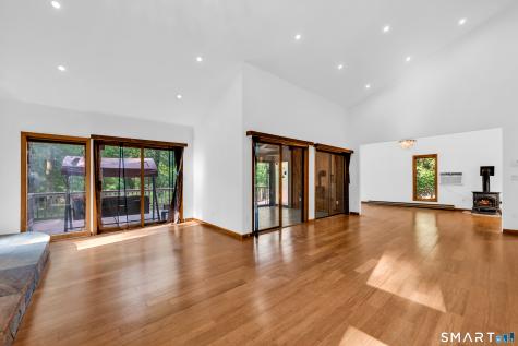 109 Spruce Drive Naugatuck CT 06770