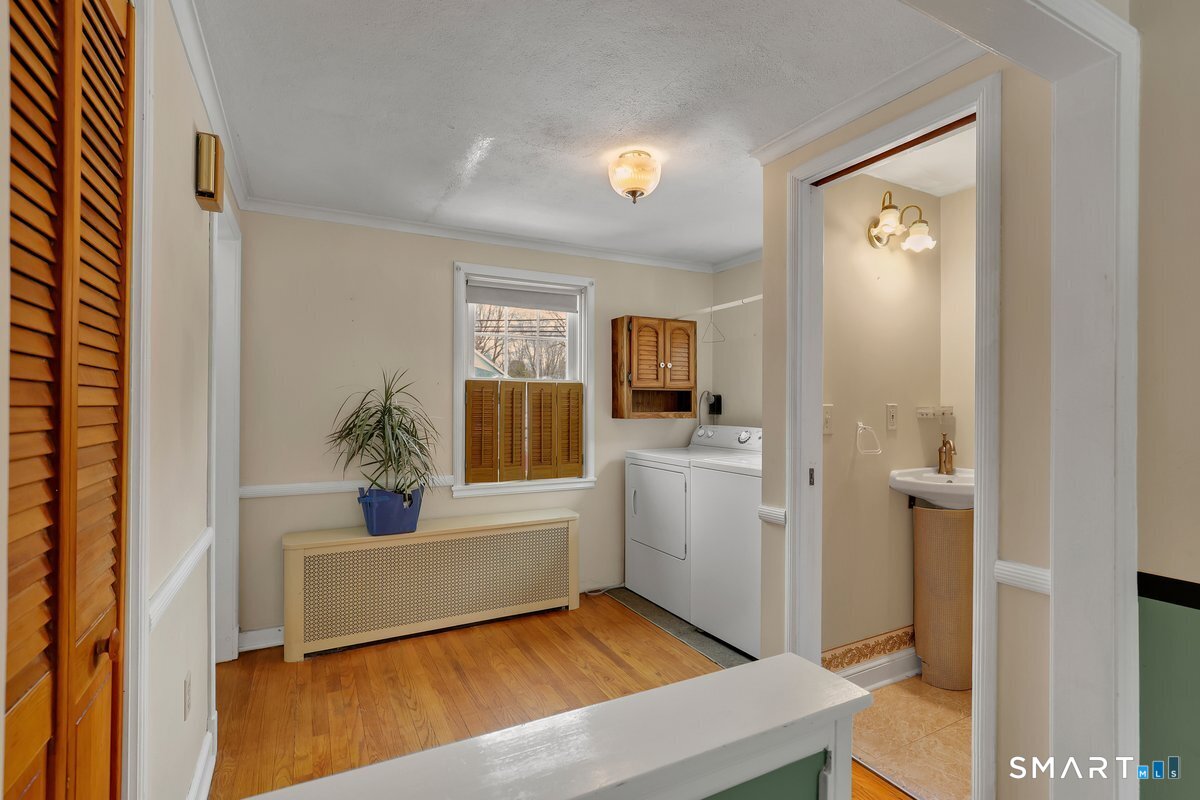 281 Hills Street East Hartford CT 06118