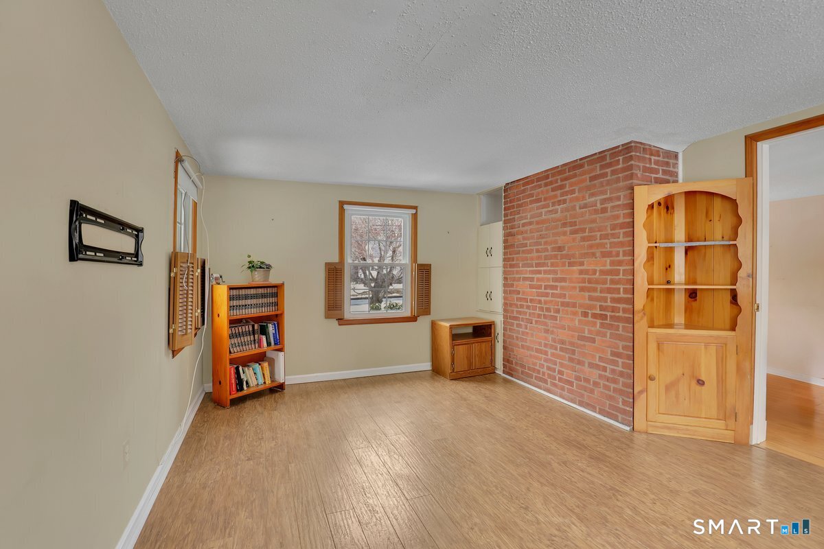 281 Hills Street East Hartford CT 06118