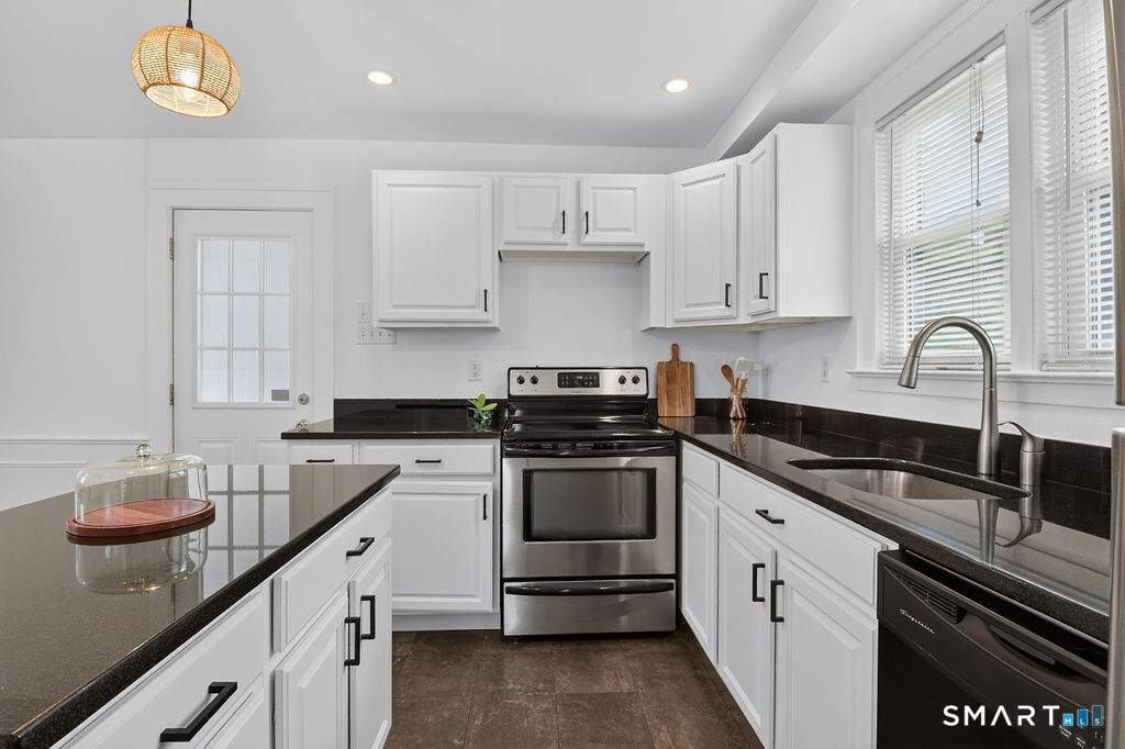 888 Racebrook Road Orange CT 06477