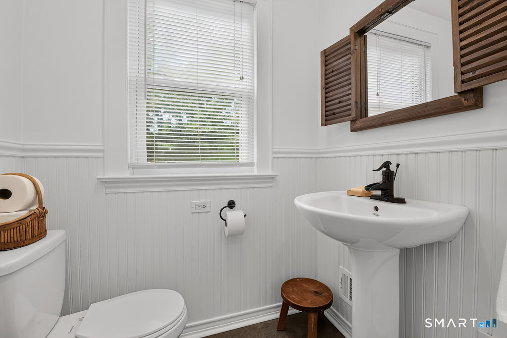 888 Racebrook Road Orange CT 06477