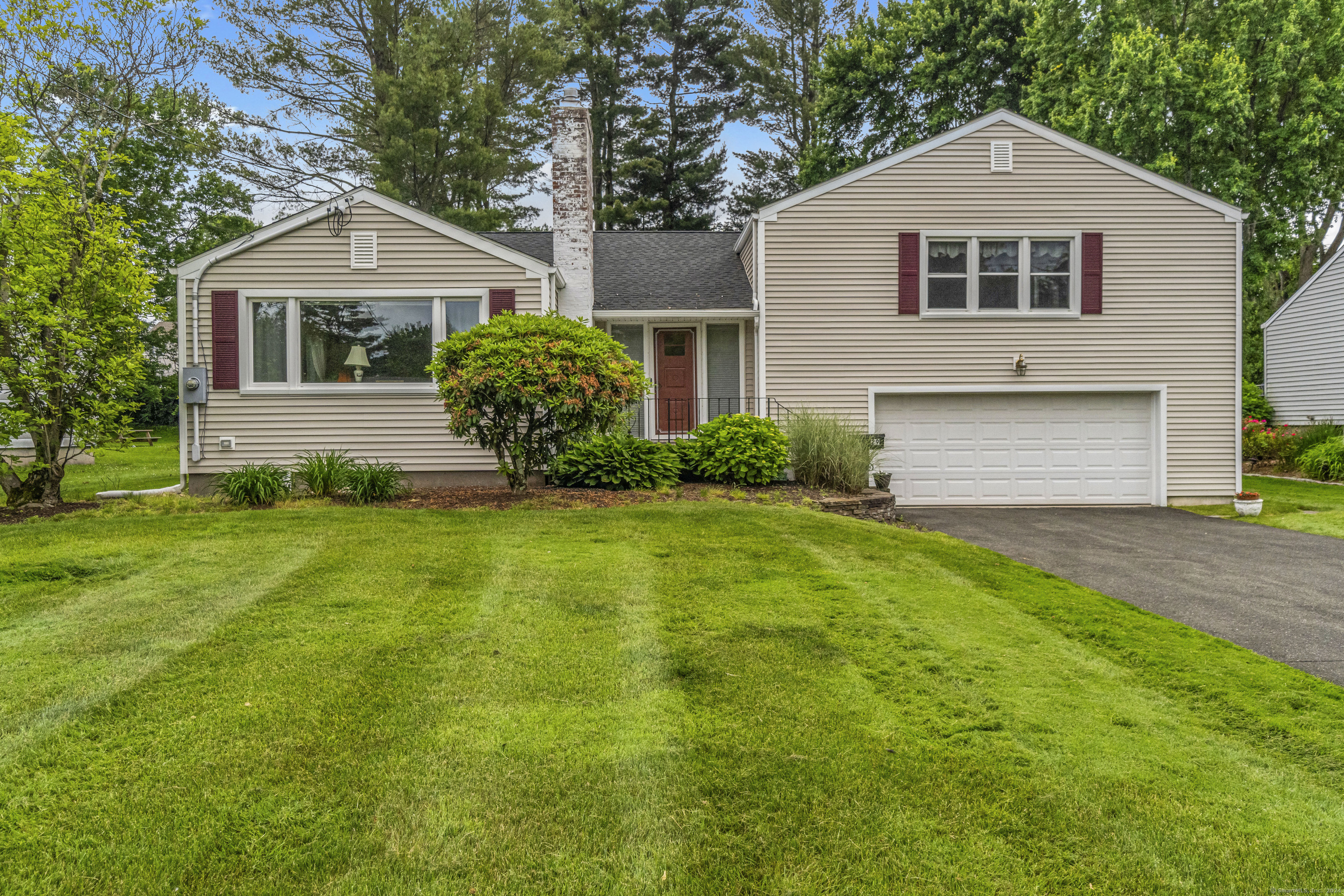 29 Brightview Drive West Hartford CT 06117