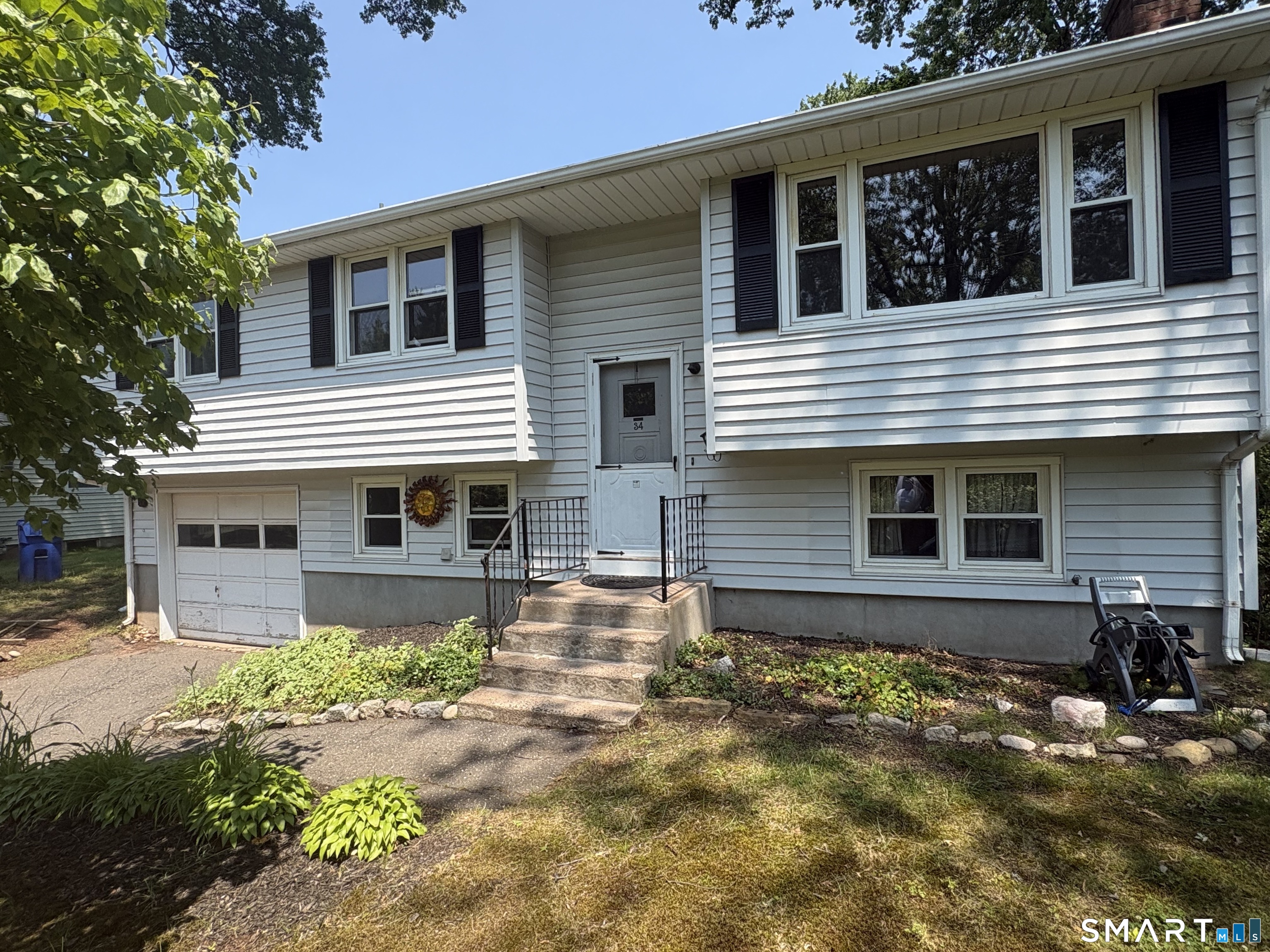 34 Berkeley Place Newington CT 06111