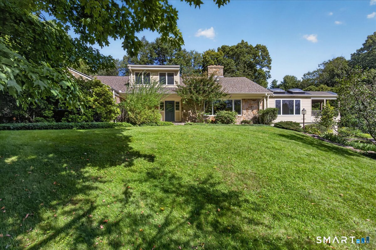 333 Mansfield Road North Haven CT 06473