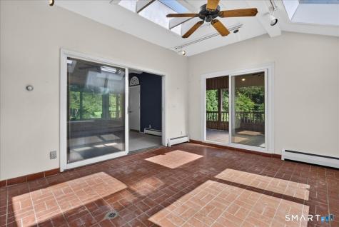 333 Mansfield Road North Haven CT 06473