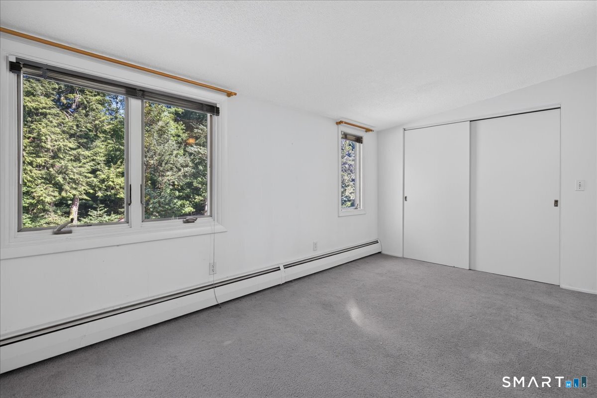 333 Mansfield Road North Haven CT 06473