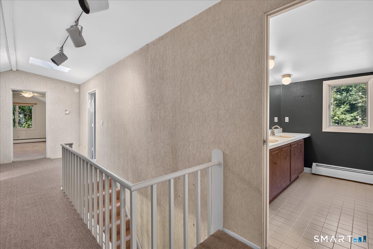 333 Mansfield Road North Haven CT 06473