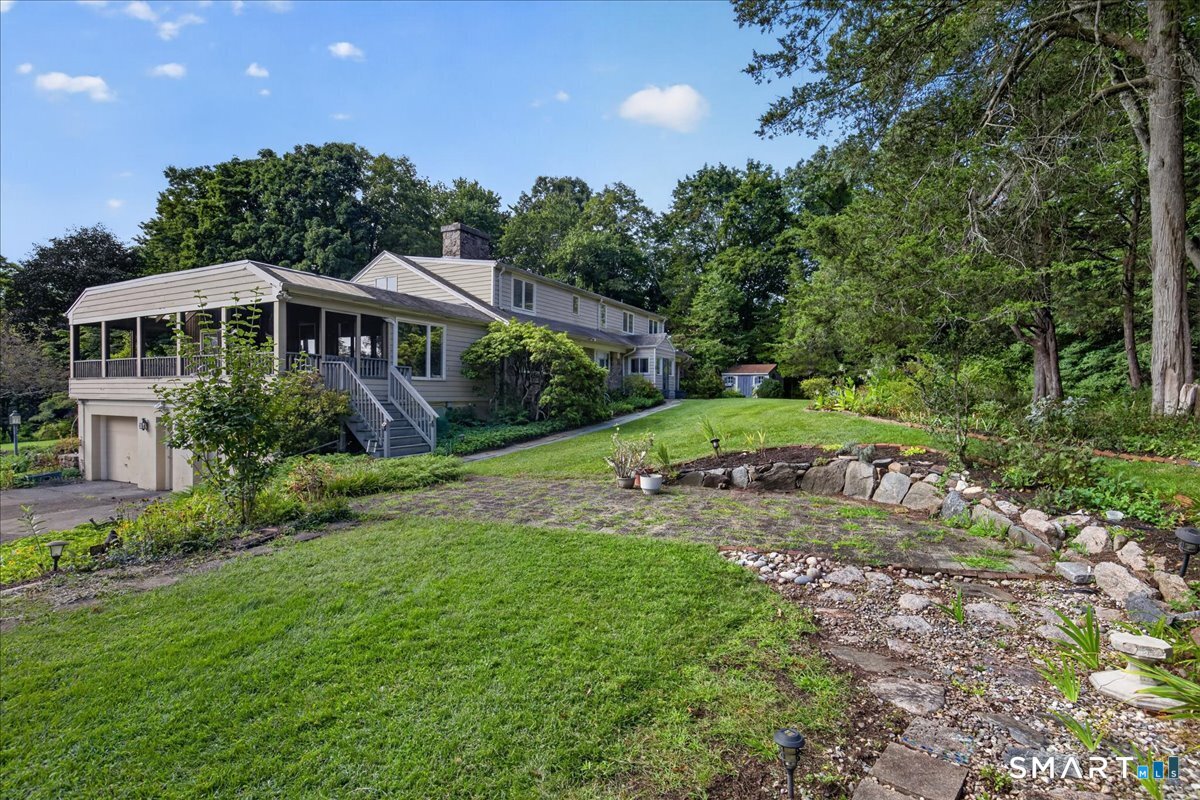 333 Mansfield Road North Haven CT 06473